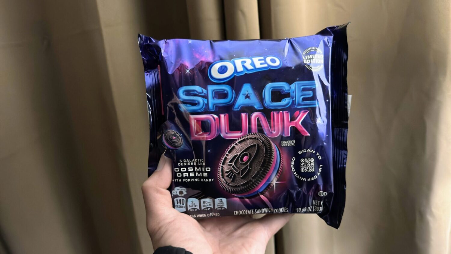 OREO Space Dunk Cookies Review: The Best OREOs Ever Made? - Tony ...